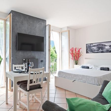 Lake Como Studio With Balcony And Private Parking Ossuccio Kültér fotó