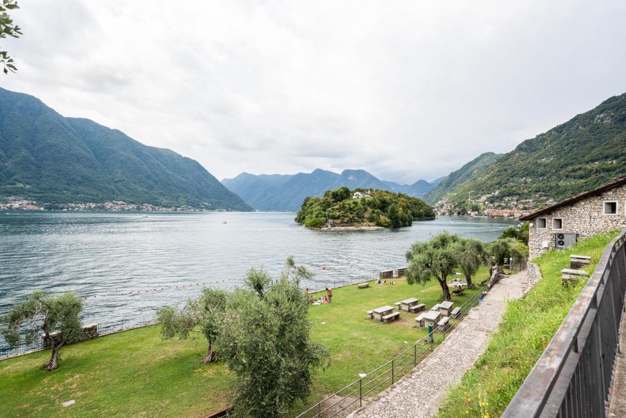 Lake Como Studio With Balcony And Private Parking Ossuccio Kültér fotó