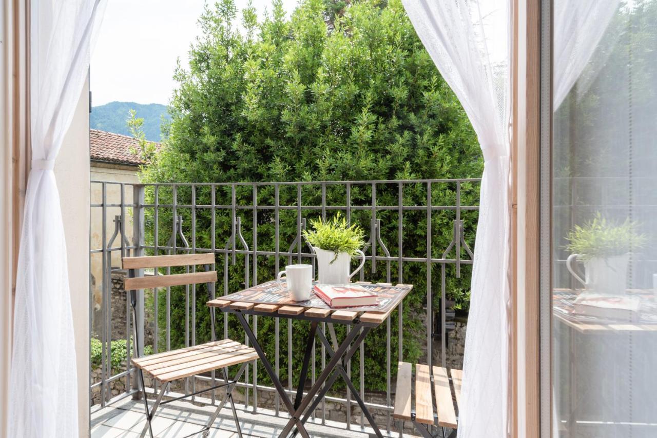 Lake Como Studio With Balcony And Private Parking Ossuccio Kültér fotó